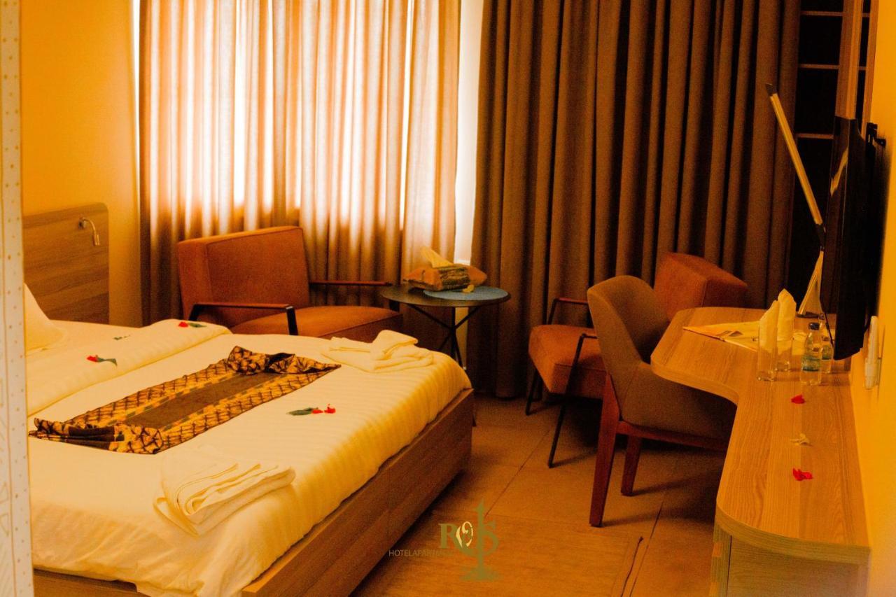 Roots Hotel Apartments أبيدجان المظهر الخارجي الصورة