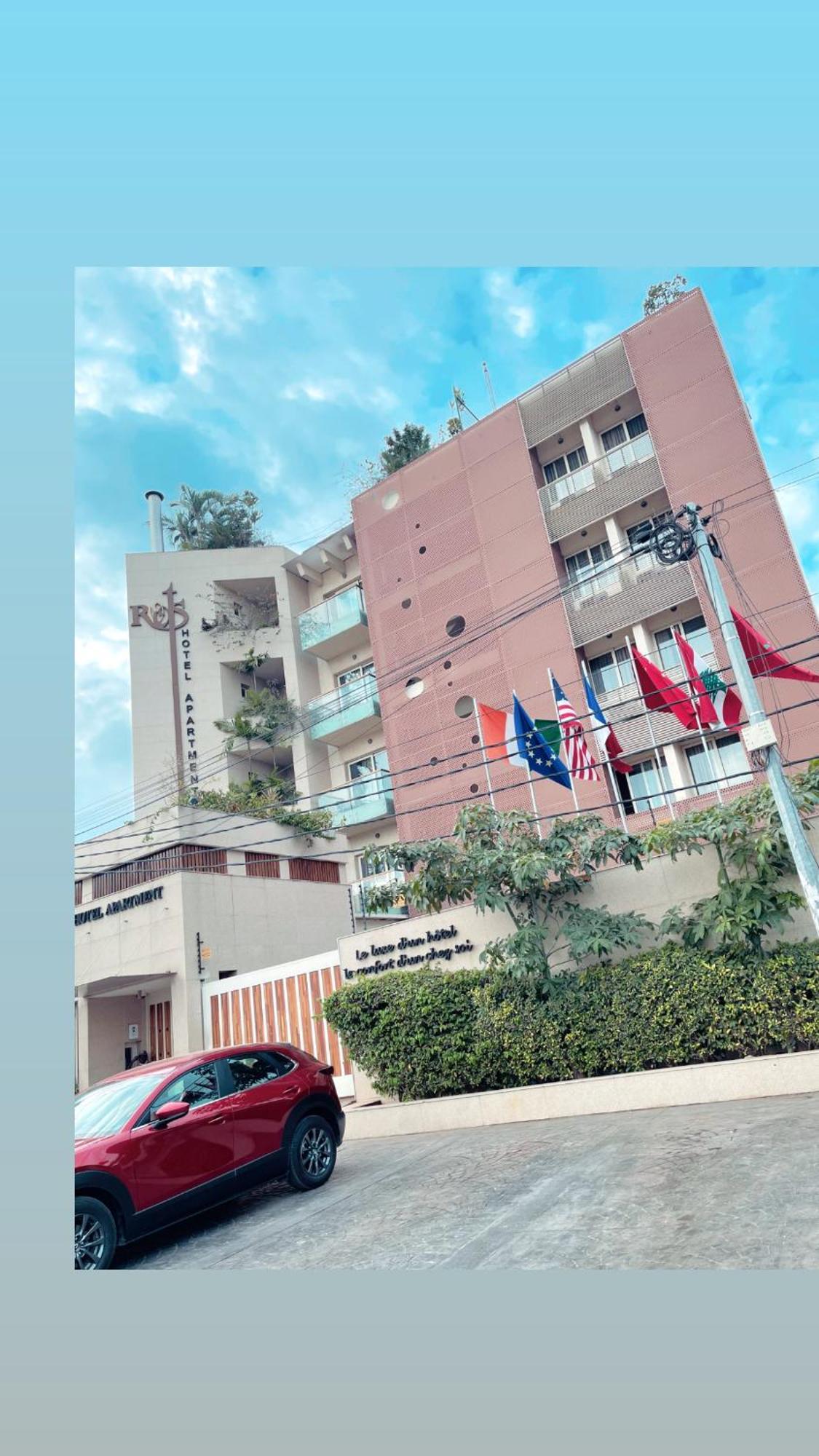 Roots Hotel Apartments أبيدجان المظهر الخارجي الصورة