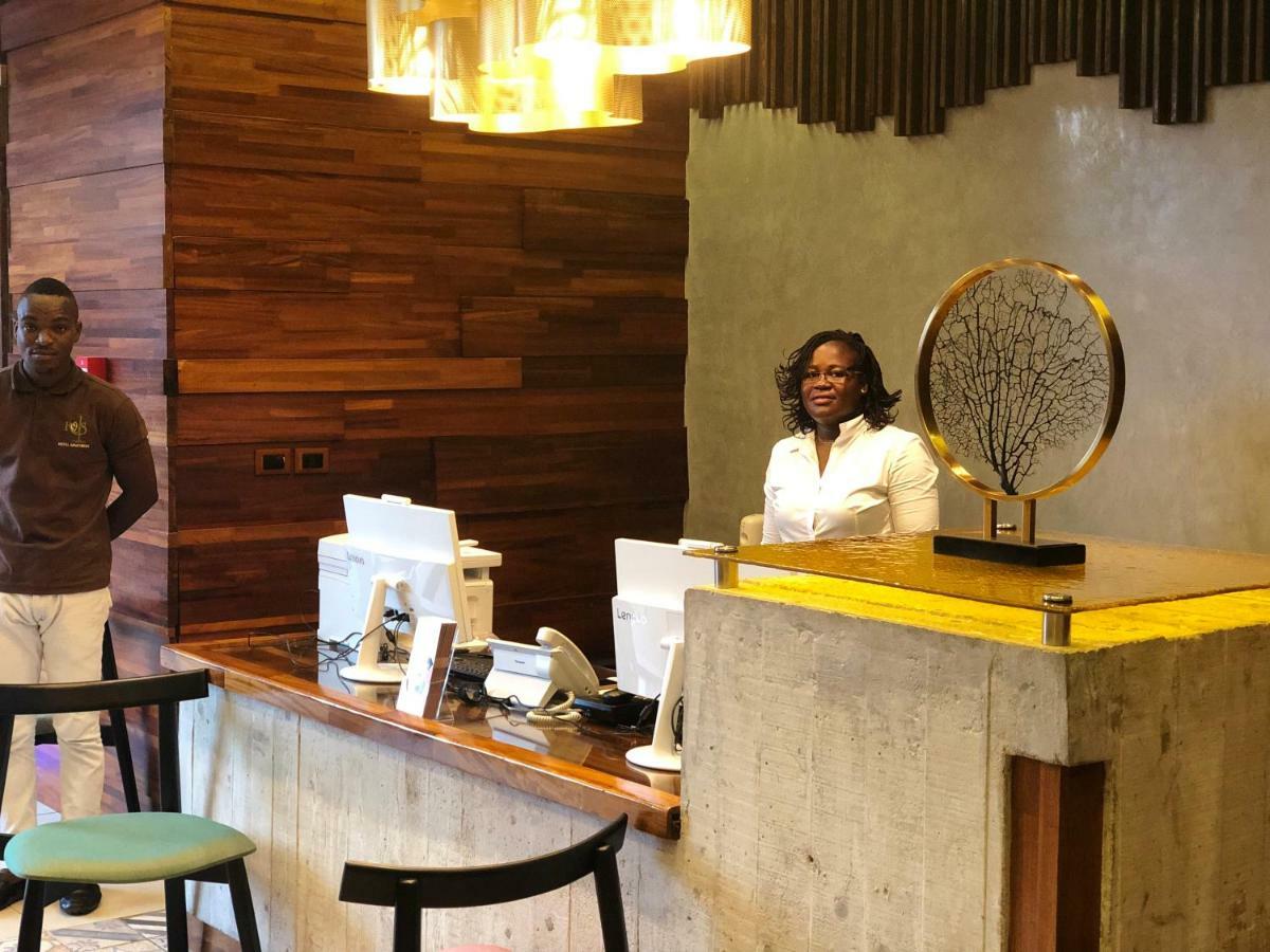 Roots Hotel Apartments أبيدجان المظهر الخارجي الصورة