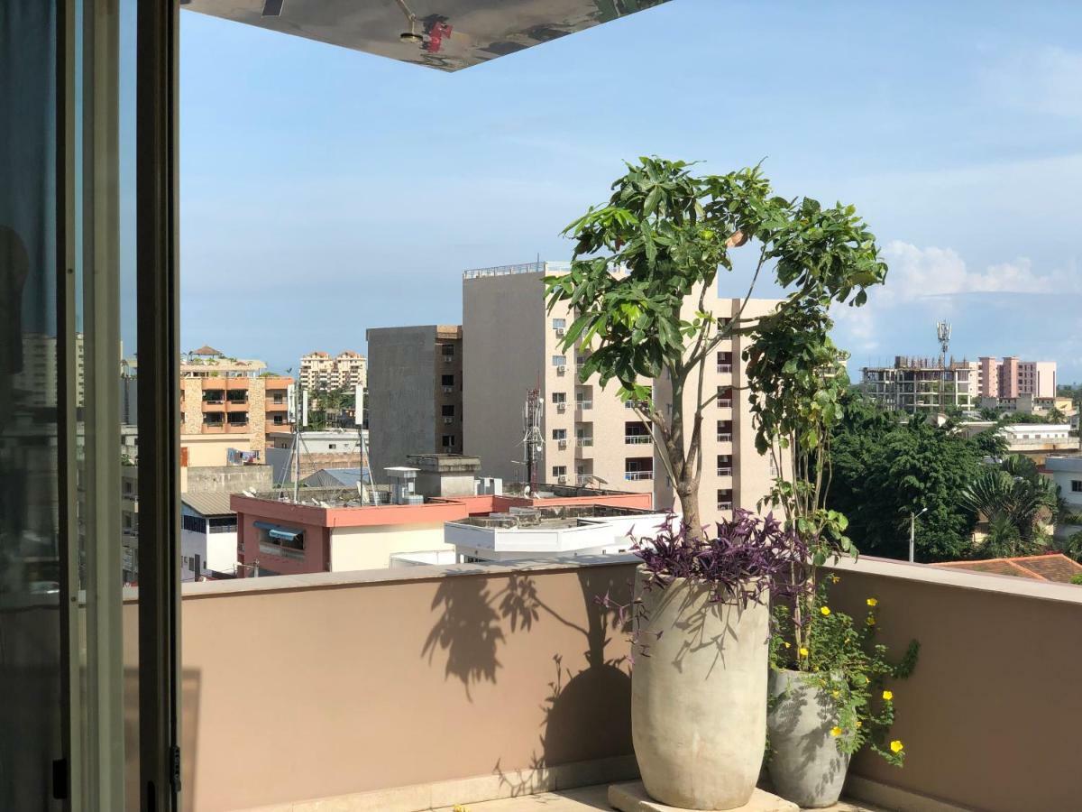Roots Hotel Apartments أبيدجان المظهر الخارجي الصورة