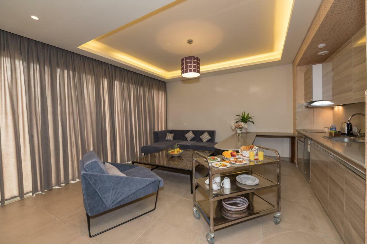 Roots Hotel Apartments أبيدجان المظهر الخارجي الصورة