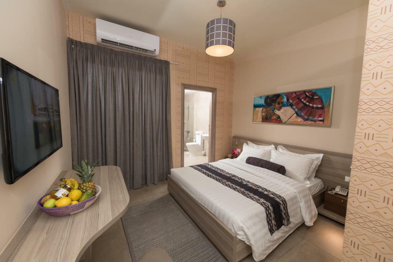 Roots Hotel Apartments أبيدجان المظهر الخارجي الصورة