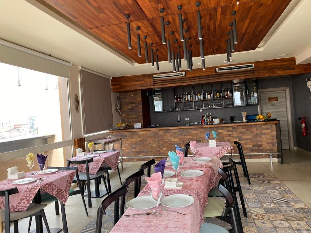 Roots Hotel Apartments أبيدجان المظهر الخارجي الصورة